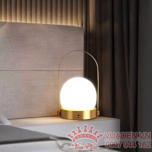 Đèn ngủ để bàn thiết kế led cảm ứng 3 màu hiện đại